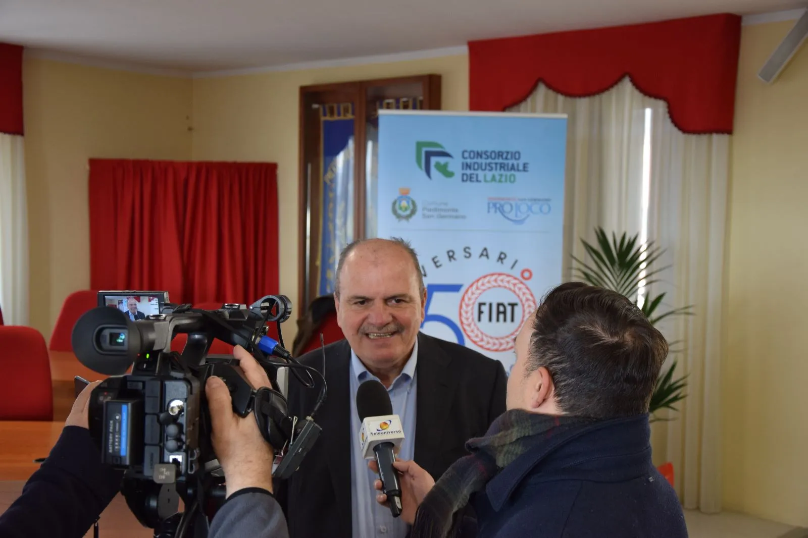 Piattaforma per veicoli elettrici nello stabilimento Stellantis di Piedimonte