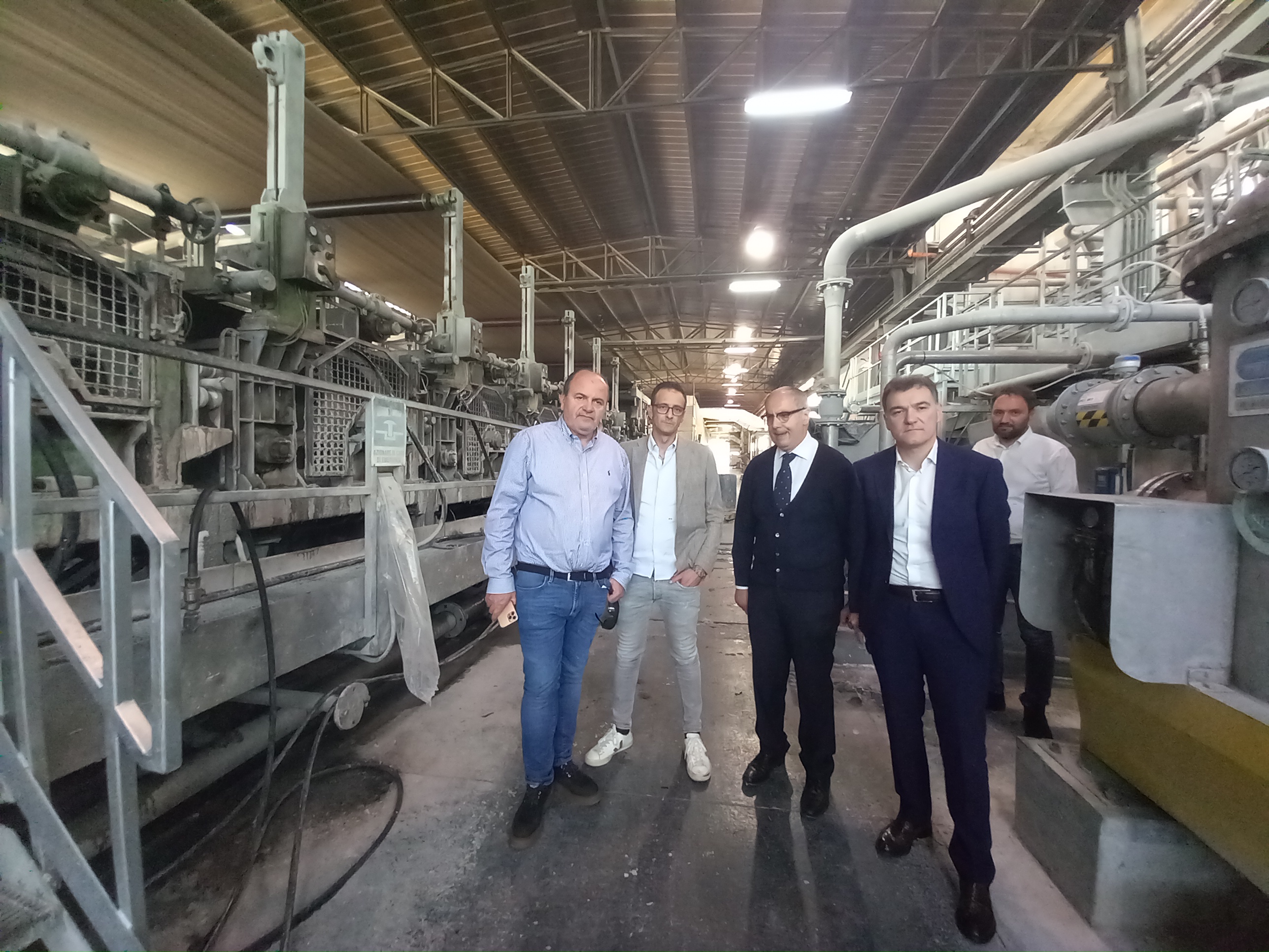 Il Presidente De Angelis visita alla Cartiera San Martino: “Realtà produttiva importante e attenta allo sviluppo sostenibile”